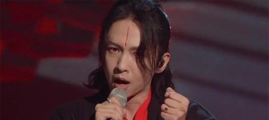 杨钰莹|《哥哥》四公淘汰赛制再变，有4人离开，陈小春和张晋各救一人