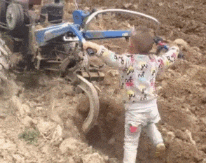 黑丝 大兄弟，你来健身房的目的太明显，你的动作早就暴露一切！