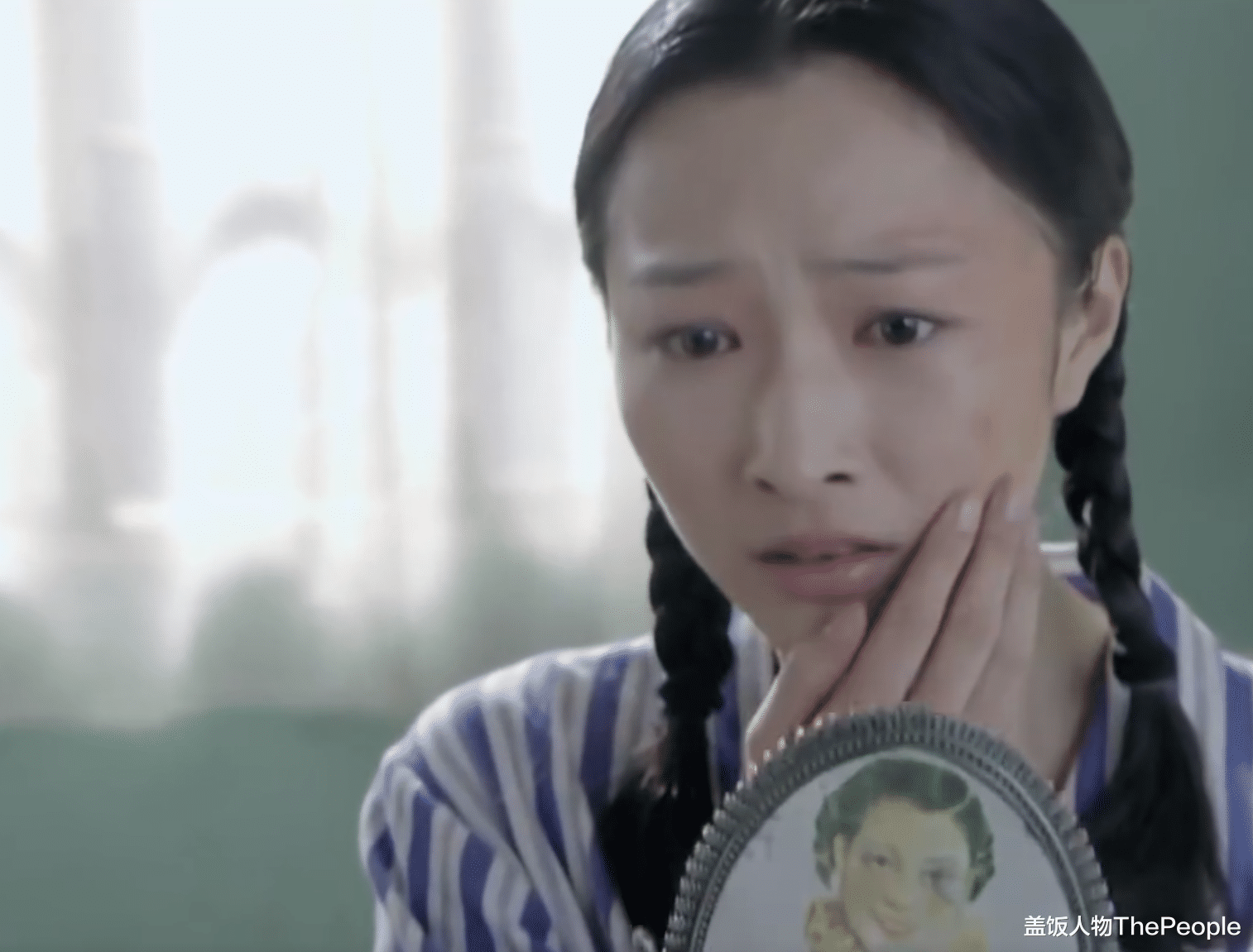 毁容|国产剧毁容还能更离谱？有人热油浇脸不起泡，有人脸被烫熟反变帅