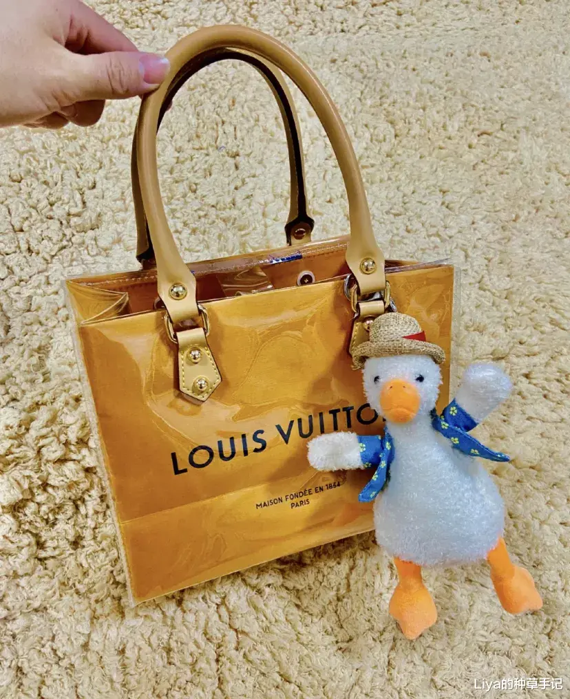 Liya的种草手记 为什么我劝女生买 “ 假包 ”