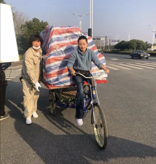短发发型|马伊琍为啥一直是短发发型？看看长发造型就知道了，瞬间老十岁！