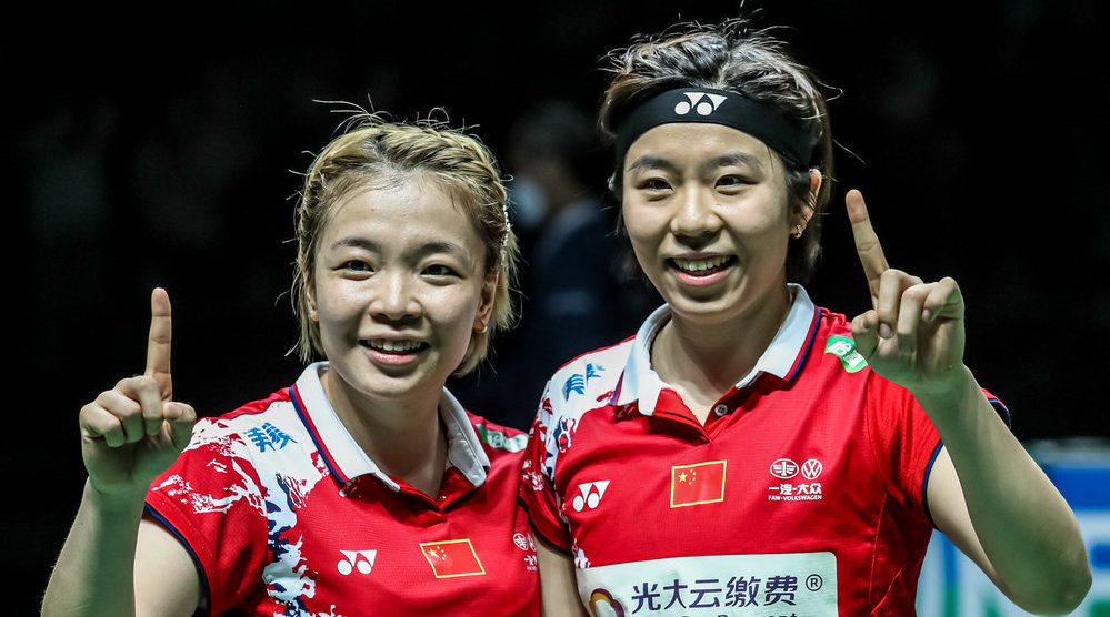 日本队|羽毛球世锦赛决赛全部2-0！日本2冠成最大赢家，国羽1金1银2铜