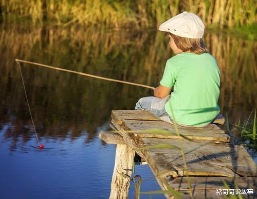 |生活就像钓鱼一样，平静，漫长