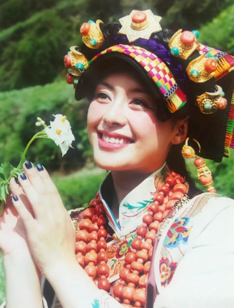 胡歌|演绎了41次女主角，搭档胡歌刘烨等大腕，就是红不起来