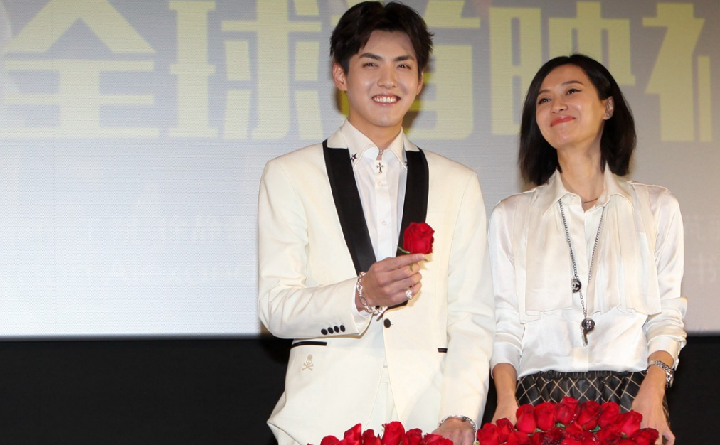 小S|刑拘只是第一步!吴亦凡供出多位艺人,警方意外锤出一条大鱼