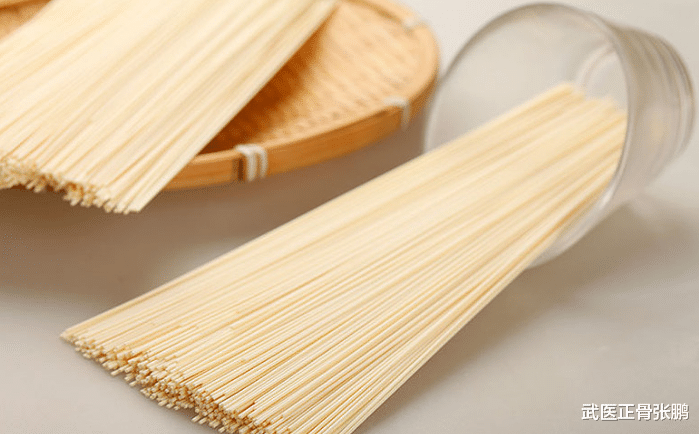 医生|高血压“祸首”已找到,并非食盐,医生:不想血压飙升,趁早忌口这1物