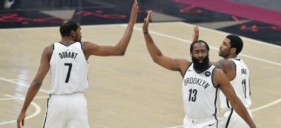 湖人队 西帝换欧文？篮网需要防守者，76人异想天开，欧文：若交易就退役