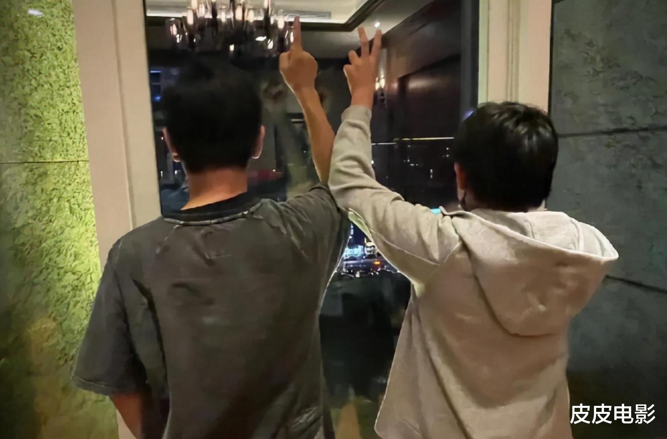 爸爸去哪儿|《爸爸去哪儿》10位孩子变化大：石头粗犷，Kimi最神秘，康康硬气