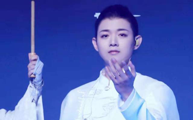 娱乐圈|2人去世，4人遭封杀，娱乐圈大整风！这个8月真是让人大开眼界