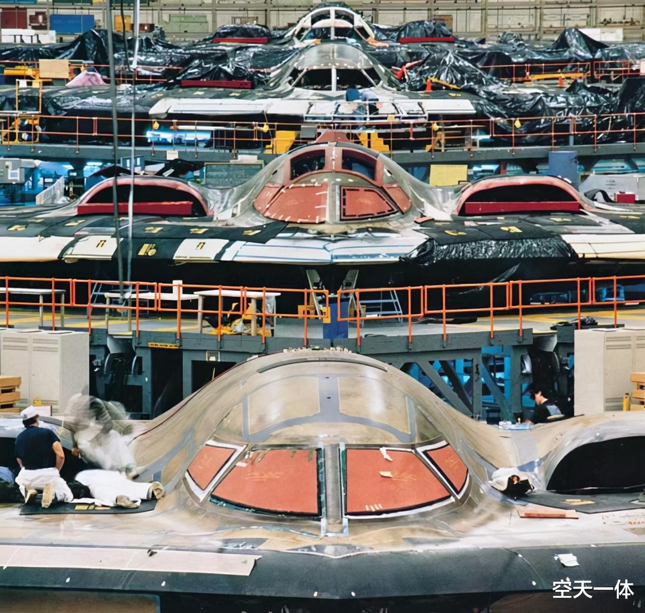 F-35|B2轰炸机涂层是通电的？隐身不是简单的事，F117、F22、F35都不同