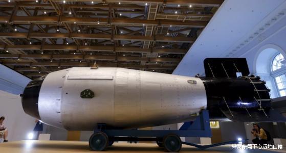 氢弹|三相弹和氢弹，哪个的威力大？