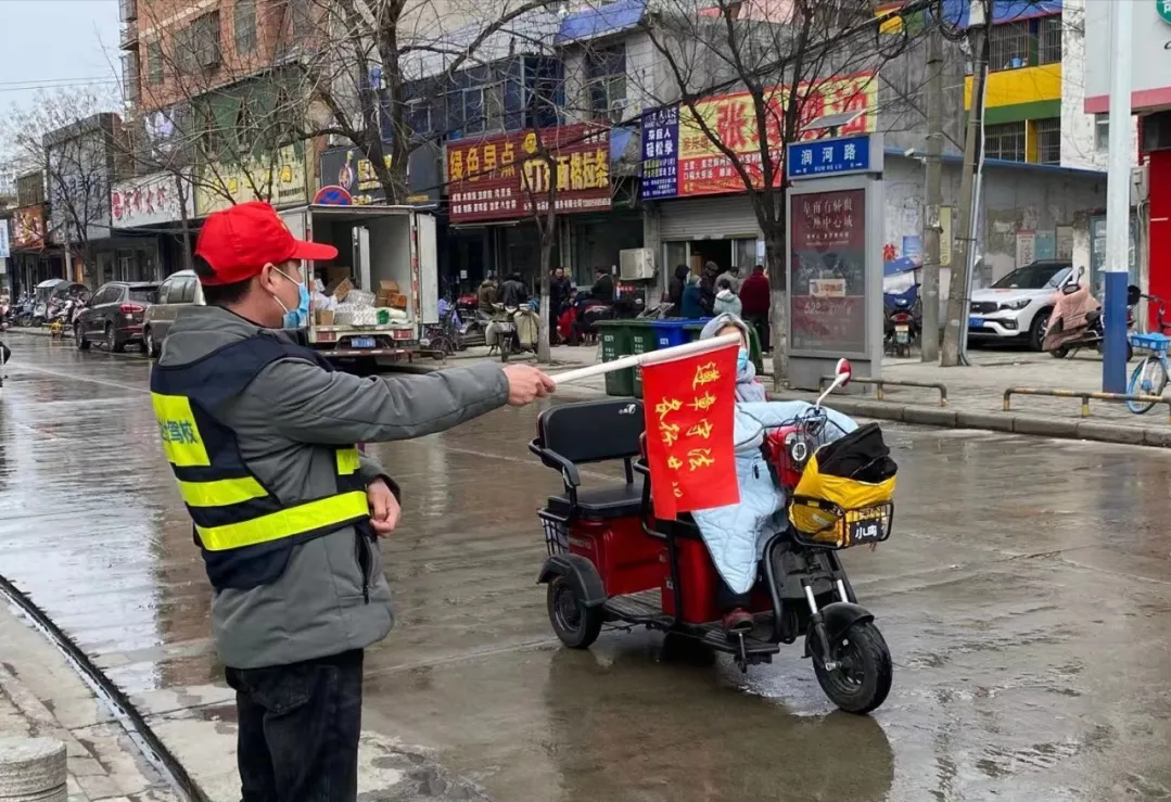 时代安徽 安徽阜南: 文明交通劝导 传递文明精神