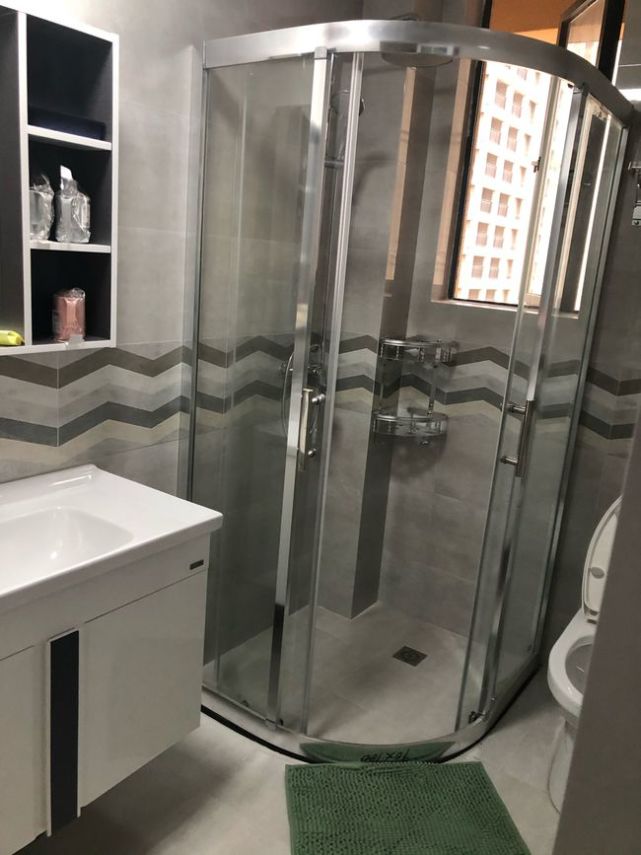 现代新房的装修完工,忍不住晒一晒图,公婆都说新房真漂亮