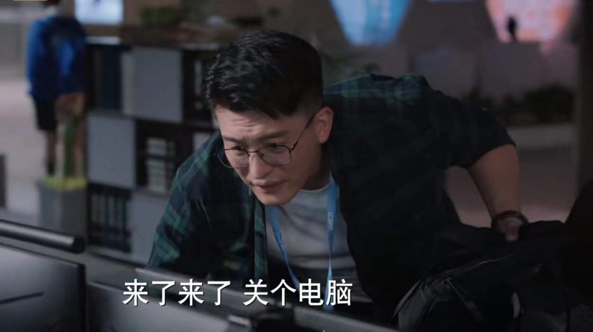 央视|央视新剧开播，收视轻松破1，更新短短1集被吊足胃口