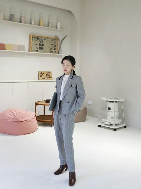 穿衣搭配|? 春季返工搭配，最重要的就是气质，这几款衣服成熟干练又有女人味