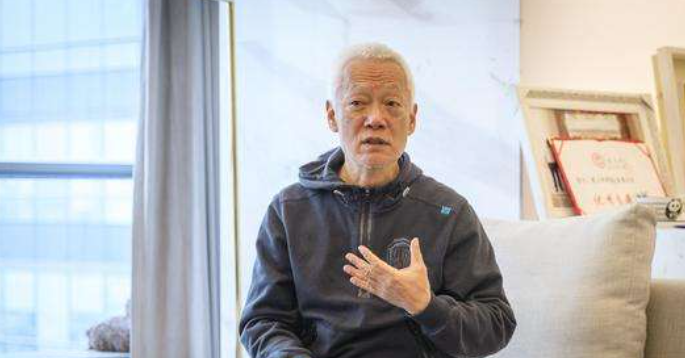 小彩旗|春晚上一“转”成名，自称不想当第二个杨丽萍，小彩旗后来怎样了