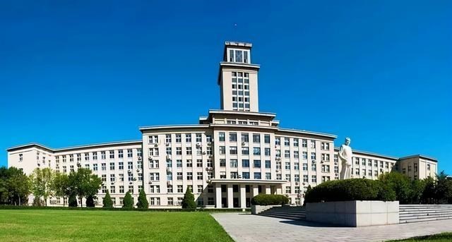 南开大学|南开之父张伯苓：爱子壮烈殉国，为办学“乞讨”，遗物虐哭世人