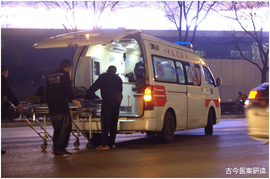 心肌梗塞|90后小伙深夜突发心梗，抢救后离世，医生叹息：再年轻这事也要克制！