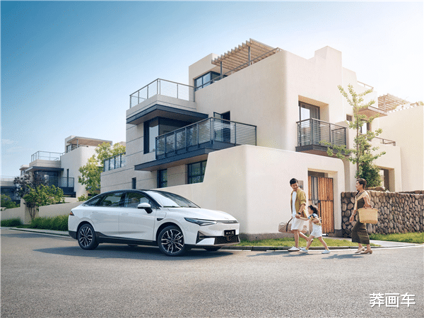 |雷军投400万赚1000倍!小鹏涌泉相报:一起造车,又酷又好赚