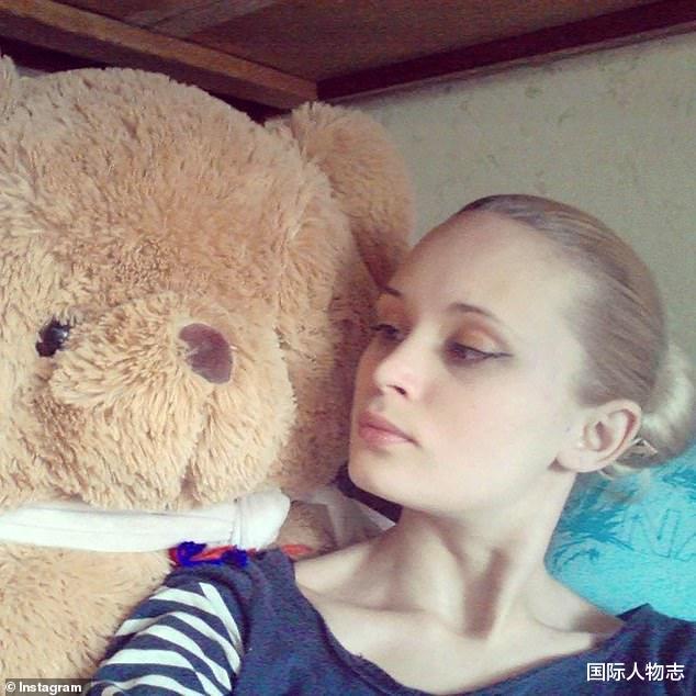 俄羅斯網紅為瞭獲打賞，直播打死懷孕女友，隻被判6年-圖4