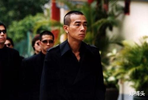 陈小春|因出演《鹿鼎记》，陈小春曾错过接拍成龙电影，是遗憾还是幸运？