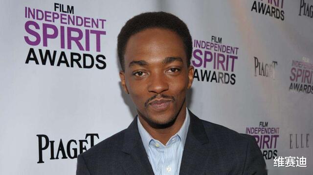 漫威|漫威的“猎鹰”多会搞事？仗着自己是黑人逼宫漫威，最后还得逞了