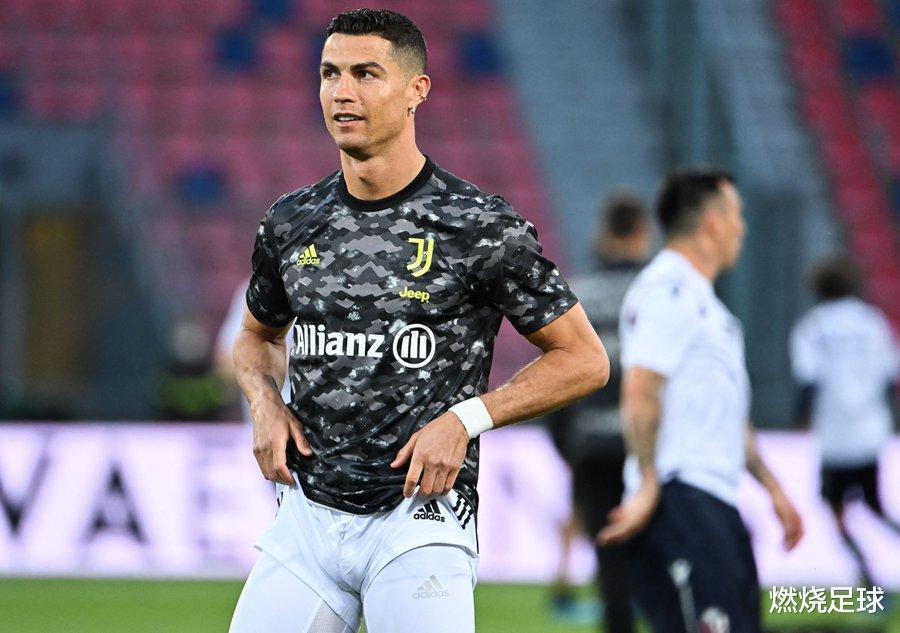 尤文图斯|真的有奇迹！那不勒斯不胜，尤文4-1获欧冠资格，C罗当观众