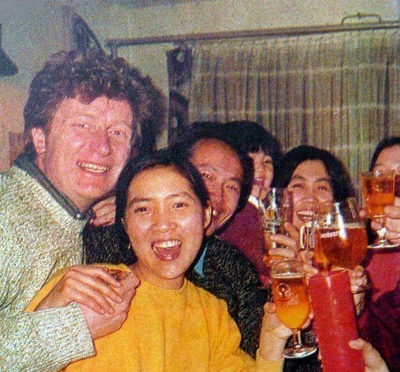 沈丹萍|第一个嫁给老外的内地女明星是谁?深扒狗血事迹,简直太毁三观了