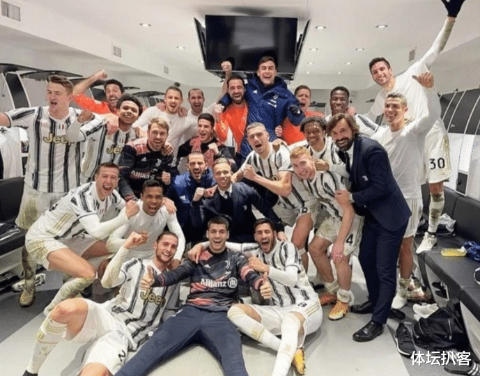 尤文图斯|单刀不进,C罗郁闷之夜!赛后合影低调让出C位,尤文创造2大历史