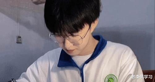 老李侃学习|谢娜侄子成绩692分考上清华,本应满满祝福,评论区却“变味”