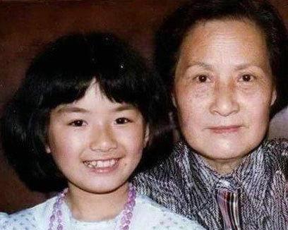 迪丽热巴|黄奕:两段婚姻遍体鳞伤,43岁想给女儿一个温暖的家