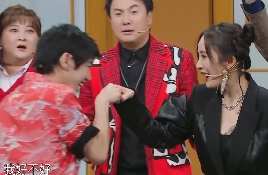 华晨宇|华晨宇把杨幂搂进怀里, 有谁注意他手放的位置, 替张碧晨感到不值