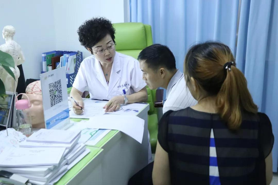 土爸说育儿|你孩子身高合格吗？最佳0-18岁的孩子身高标准参照表，男女孩都有