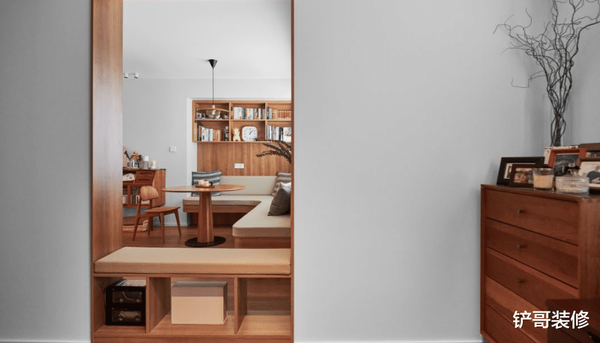 专属两代人的生活空间,满足适老的需求,衔接现代的生活