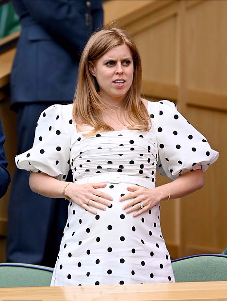 全球时尚风行 英国公主生完女儿三周后首次亮相！素颜出街瘦了好多，不坐月子？