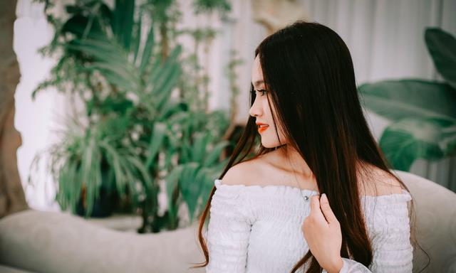 六小龄童|六小龄童30岁女儿也愁嫁？看到本人照片，明白男人为啥不敢娶了