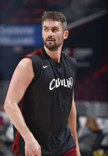 凱文·樂福|充電兩賽季，通話2分鐘！聯盟最詭異老大，徹底沒人要了！