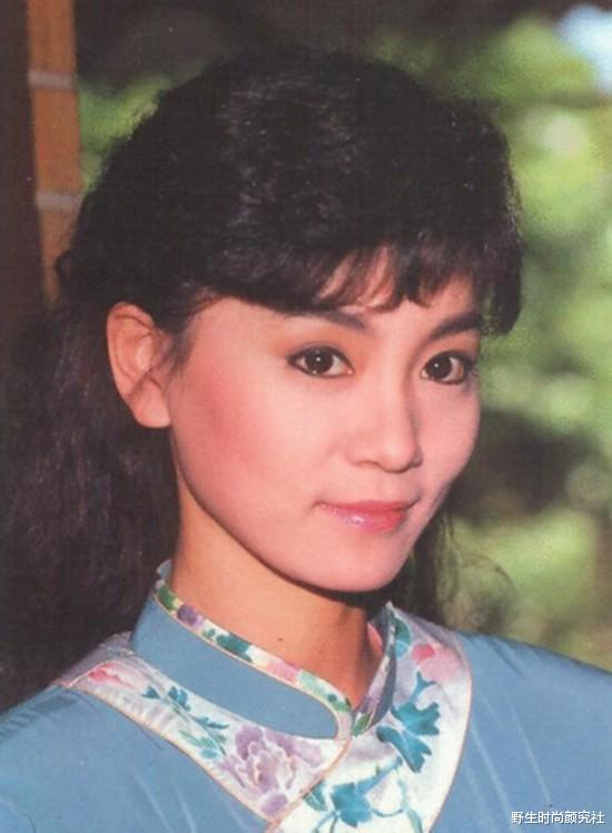 野生时尚颜究社|比起“神仙演技”，她30年前的“神仙颜值”更让我在意！