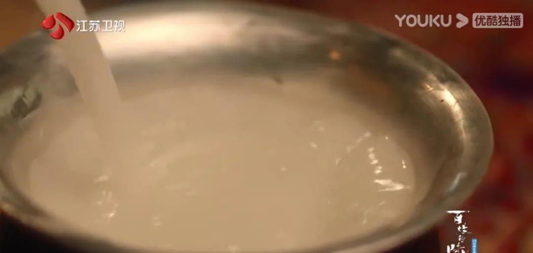 谢霆锋|谢霆锋丁真被全网磕疯,我却只看到两个自由的灵魂