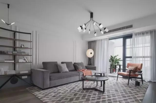 |阳台不装门，不要乱“砸墙”扩容面积，装修要谨慎