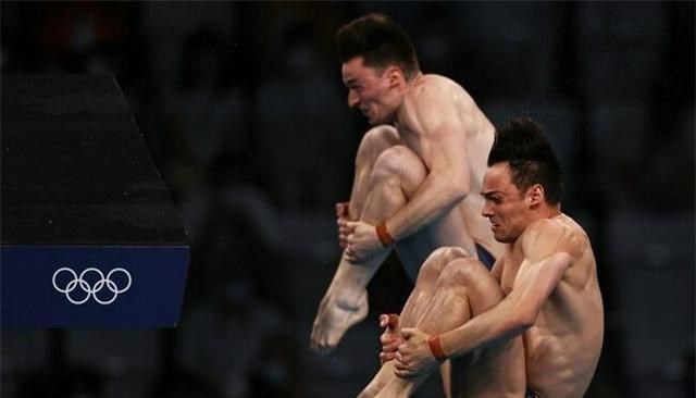 遇合情感攻略|愤怒!中国跳水无缘包揽8金后,陈艾森因用毛巾围住下半身遭羞辱