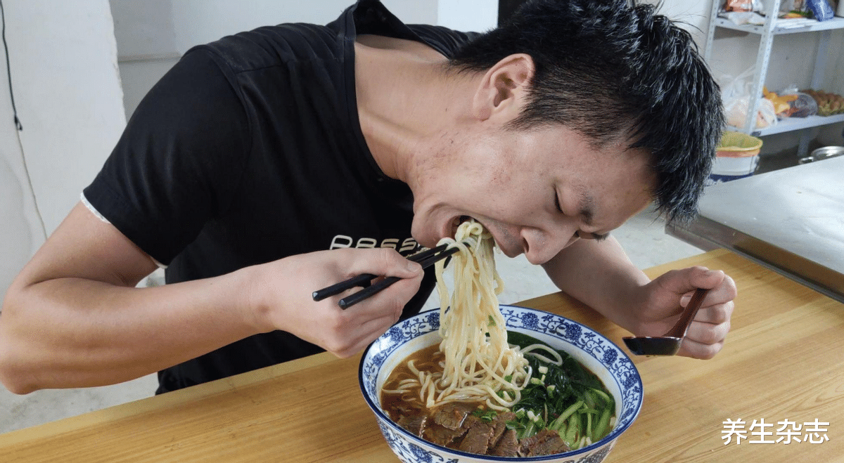 西洋参|猪肚是甲状腺的“摧毁器”?医生提醒:不想甲状腺报废,要少吃2食