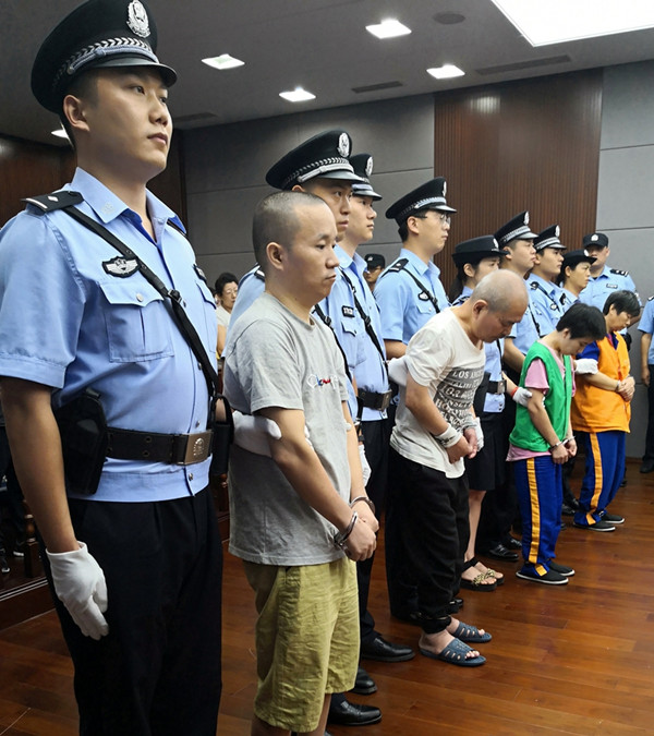 一个月的房租等于四条人命,灭门血案背后人性卑劣的罪恶逻辑