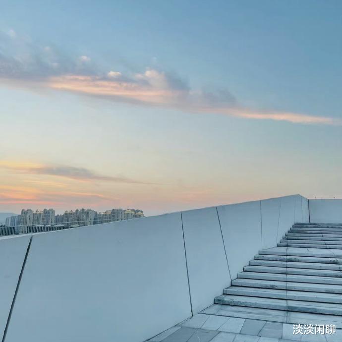 肖战|肖战与粉丝温馨分享日常！风骨！在每一张图，每一篇博文中！