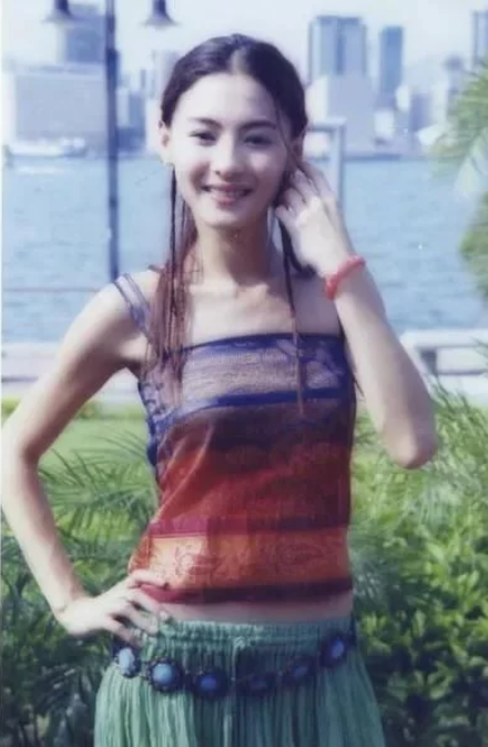 灵熙说珠宝|年轻时的张柏芝到底有多美？10张旧照让你看清楚