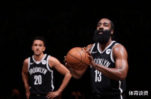 詹姆斯·哈登|13投4抢断!恭喜阿杜欧文,从季后赛第一场开始,他就放弃了FMVP