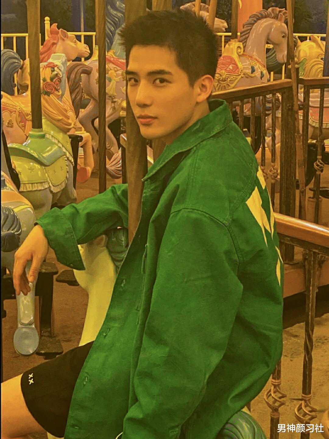 男神颜习社|王安宇的篮球风、游园风示范,祝你成为一个好看又有趣的boy