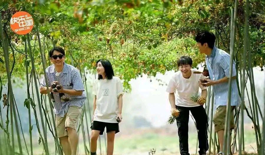 向往的生活|《向往的生活》播出五年，前几季地点无人问津，蘑菇屋变垃圾场