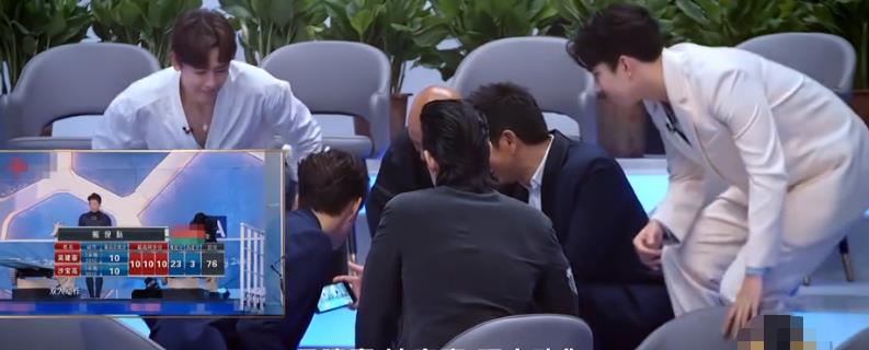 金星|消失的金星、暮气沉沉的中老年男人图鉴，这还能追得动光吗？