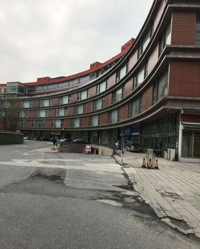 嘉兴|嘉兴中港城一商铺要第2次拍卖了！
